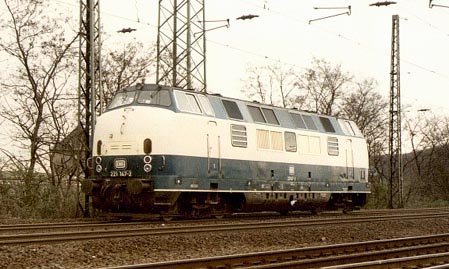 Locomotive BR 221 147 | Photo: Raymond Kis